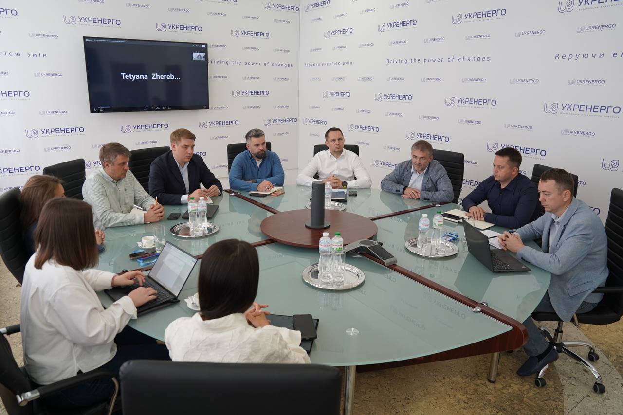 Укренерго: сезон, приєднання та борги «зеленій»